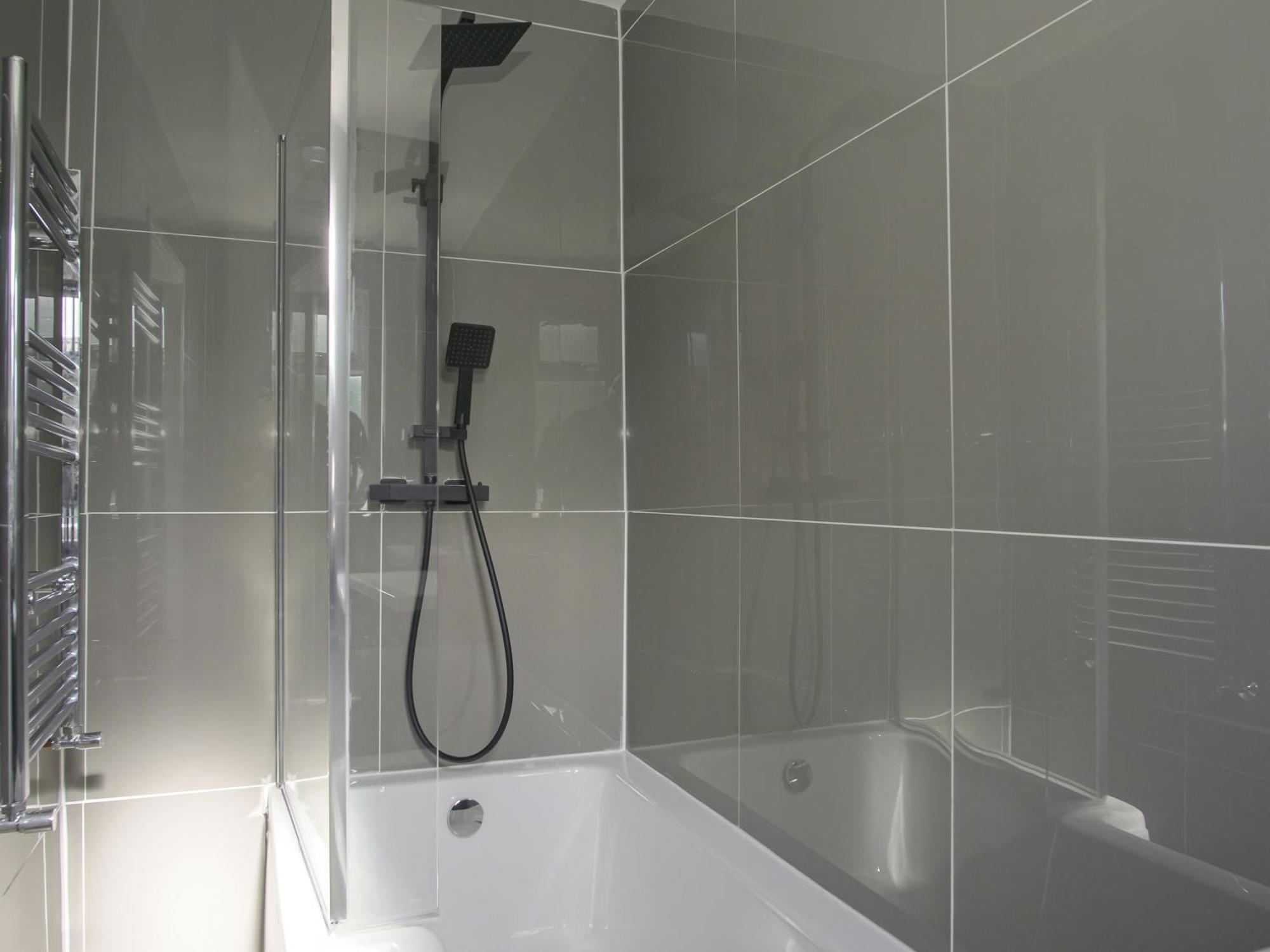 Luxe 5 Bed Bungalow In Snodland, Medway, Kent Ngoại thất bức ảnh