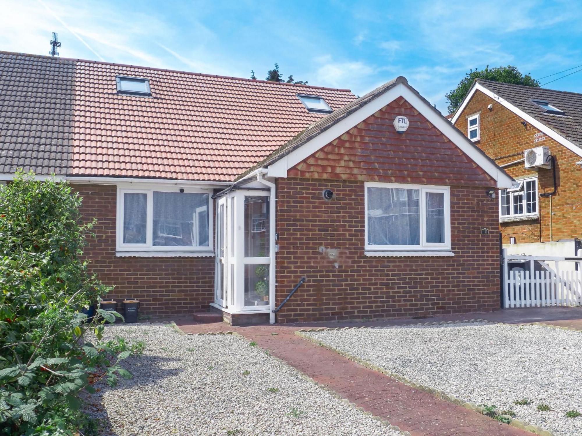 Luxe 5 Bed Bungalow In Snodland, Medway, Kent Ngoại thất bức ảnh